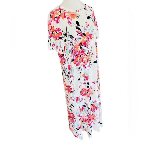 New with tag Naggoo Floral Maxi Dress with Pockets and side slits size L. - Picture 9 of 10
